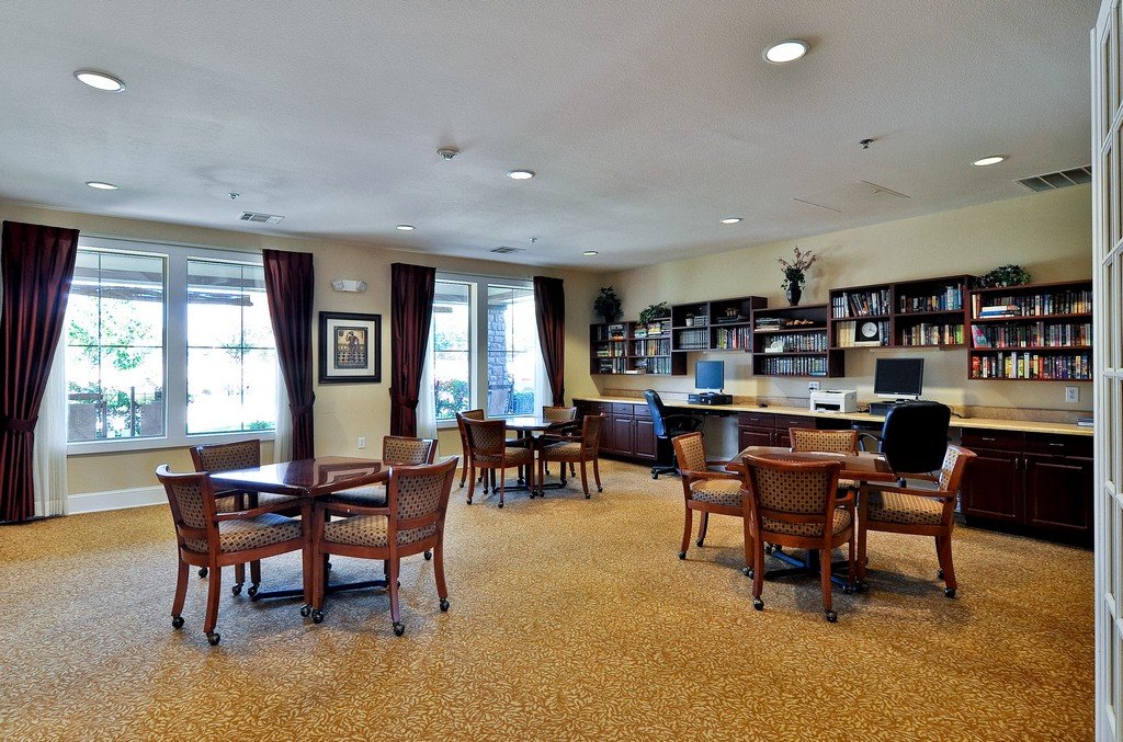 Spring Lake - Paris Assisted Living | Caring.com